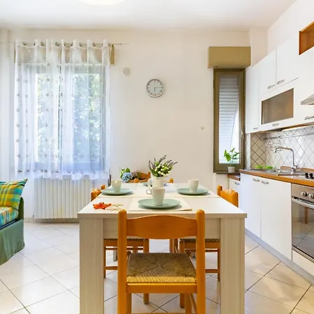 Apartament 35 *